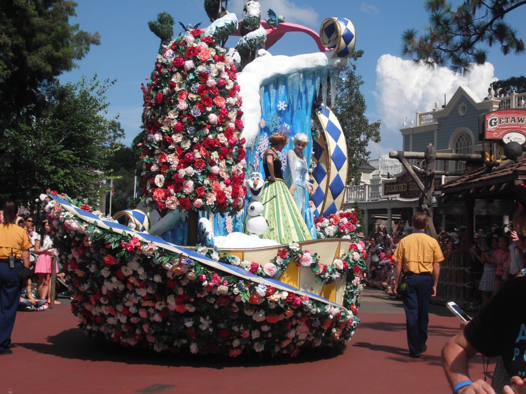 10 Festival of Fantasy parade (19).JPG