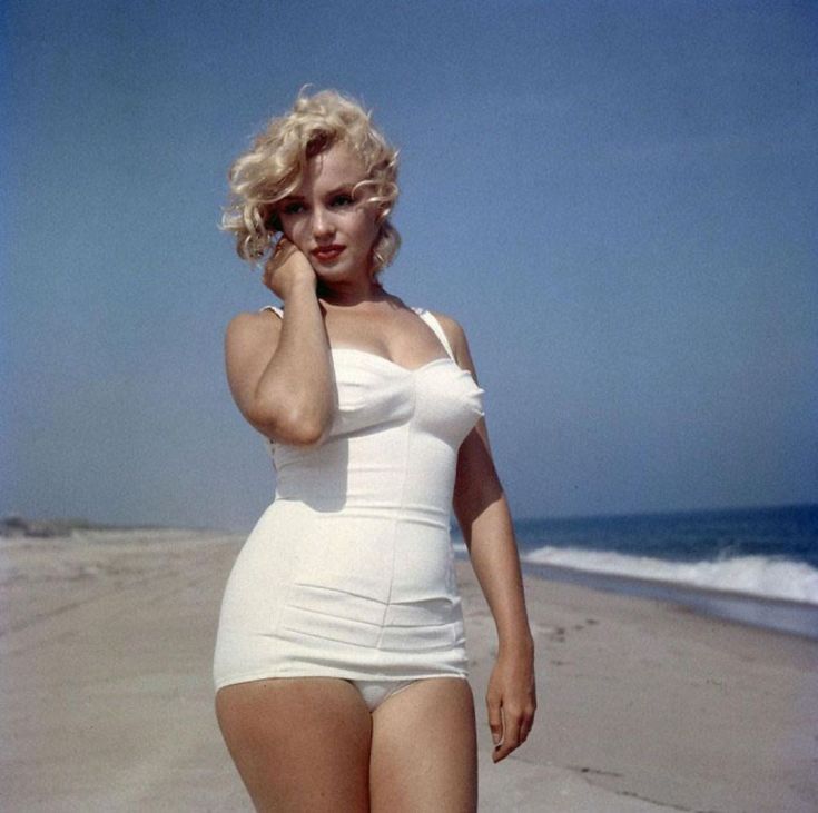 144790febbd2fd62ca11a9640bbfd972--marilyn-monroe-body-marilyn-monroe-photos.jpg