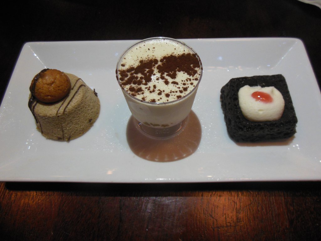 Mama Melrose Fantasmic dessert WDWMAGIC Unofficial Walt Disney