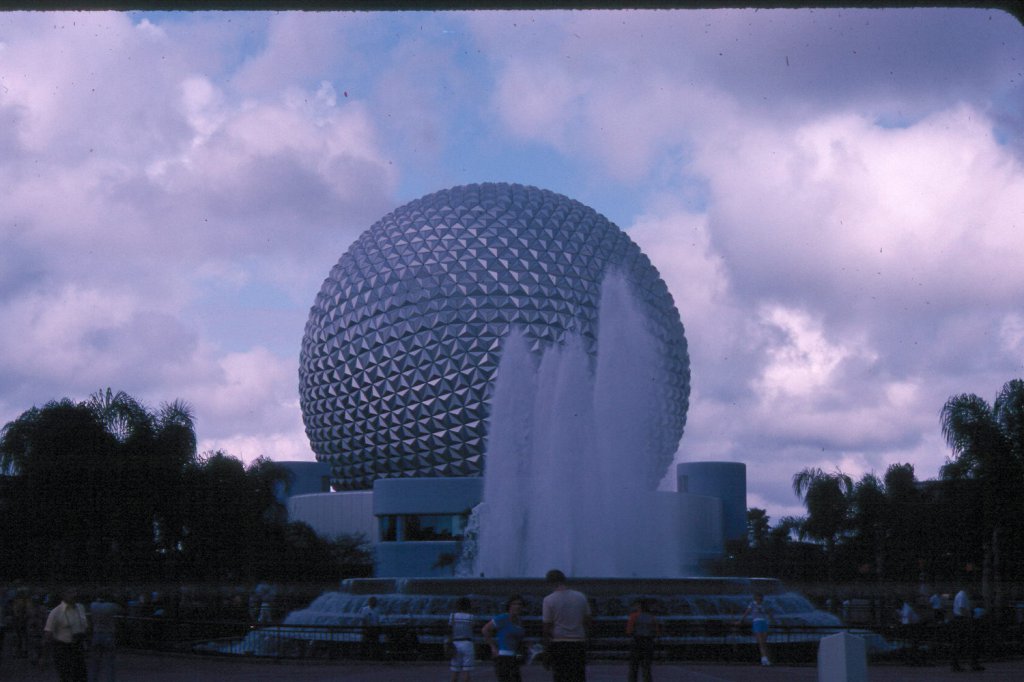 1982 11 03  Epcot (1st time) Scan1627.jpg