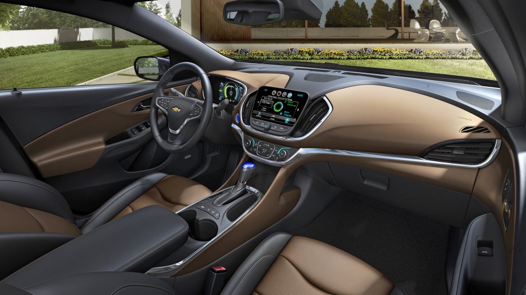 2016-Chevrolet-Volt-009.jpg