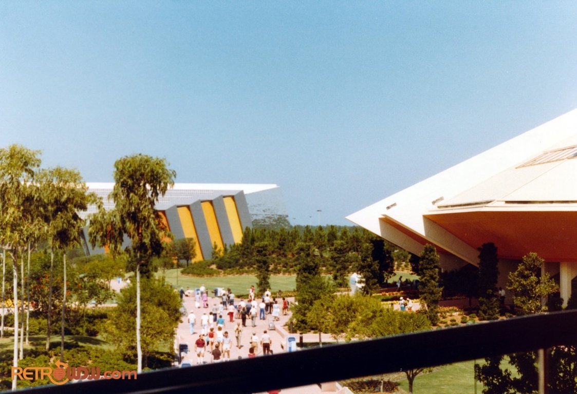 24822291792-epcot-center-walt-disney-world-orlando-florida.jpg