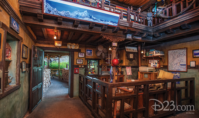 780x463-expedition-everest-anniversary_4.jpg