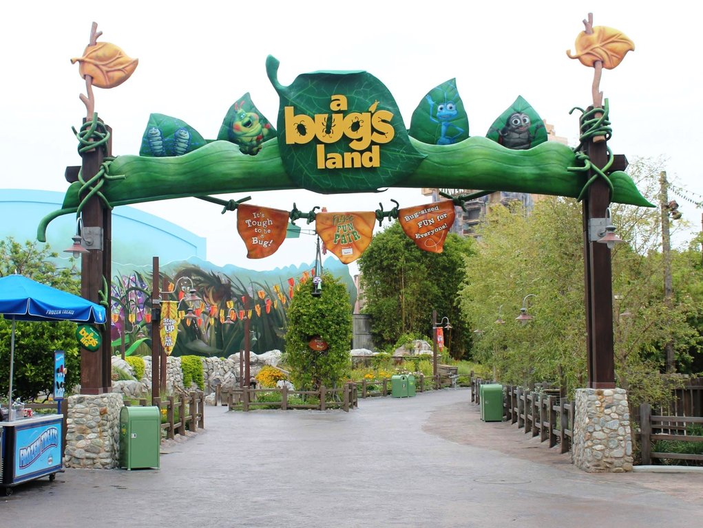 A_Bug's_Land_at_Disney_California_Adventure.jpg