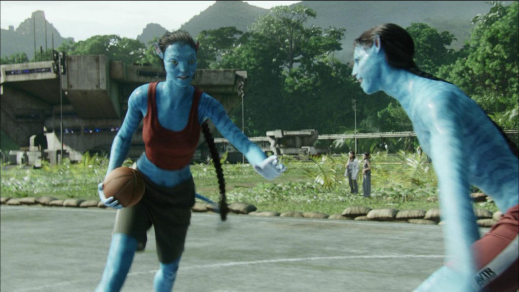 Avatars_playing_basketball.JPG