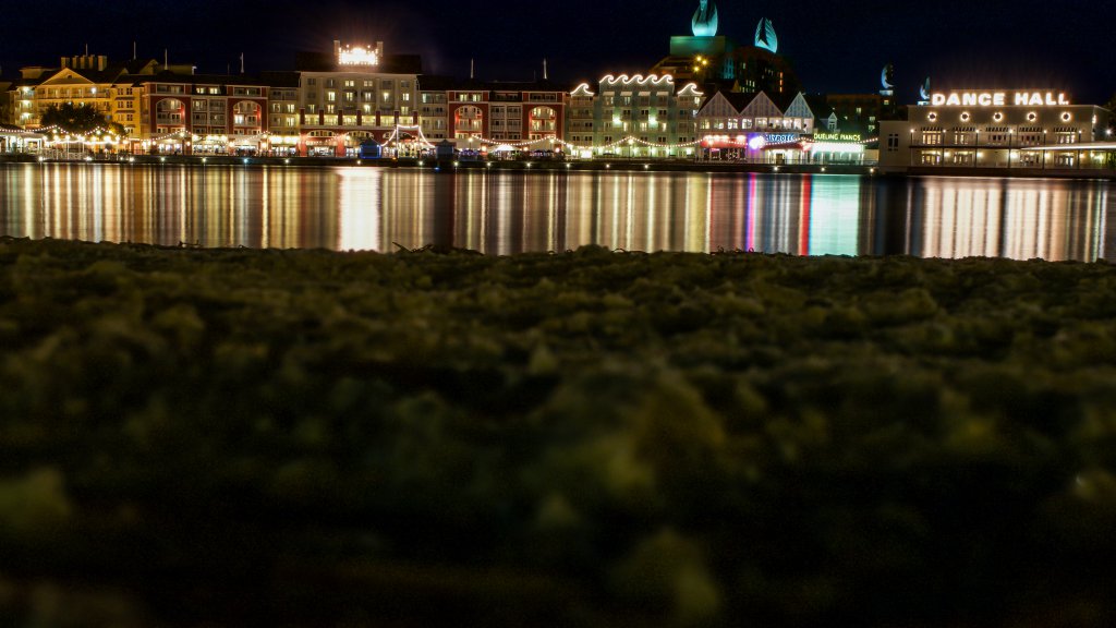 Boardwalk_from_the_Beach.jpg