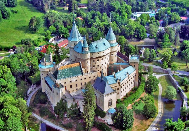 Bojnice_Castle_00001.jpg