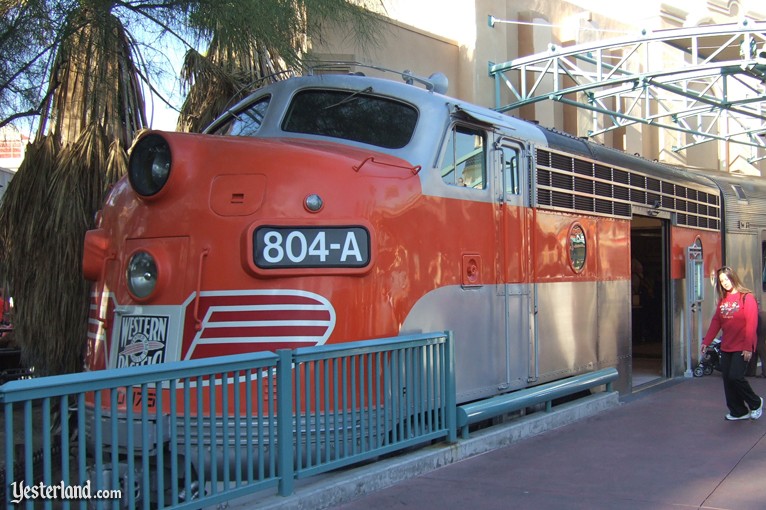 Bur-r-r Bank Ice Cream at Disney's California Adventure(1).jpg