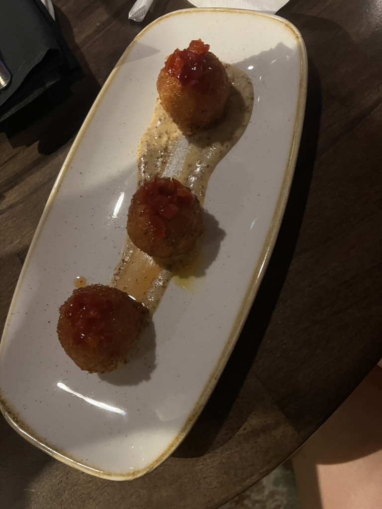 C6CA677C-50B5-4928-A6D6-0D1AF0CE9B81_1_105_c.jpeg