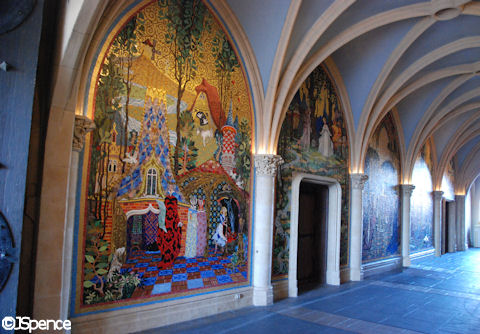 Castle Mural 01.jpg