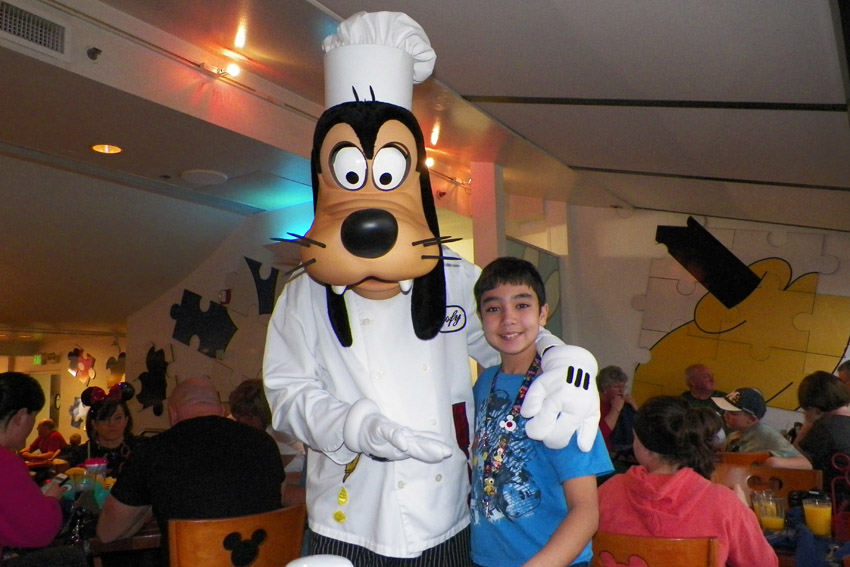 ChefMickeys_Jesse_Goofy.jpg