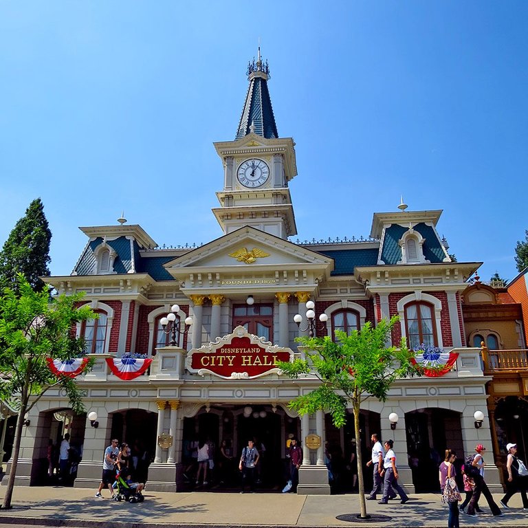 City Hall.jpg