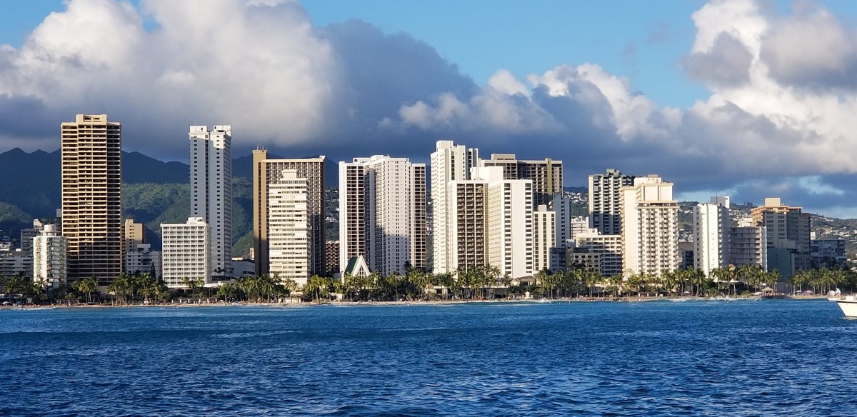 City_of_Waikiki_view.jpg