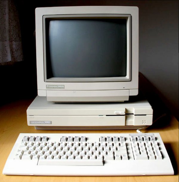 commodore_128D_02.jpg