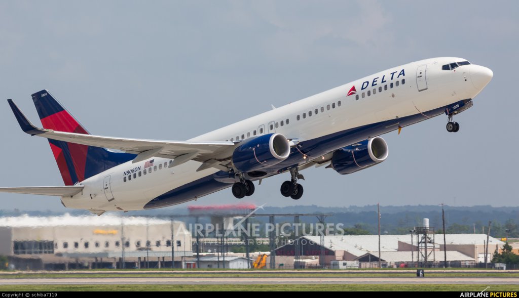Delta airlines.jpg