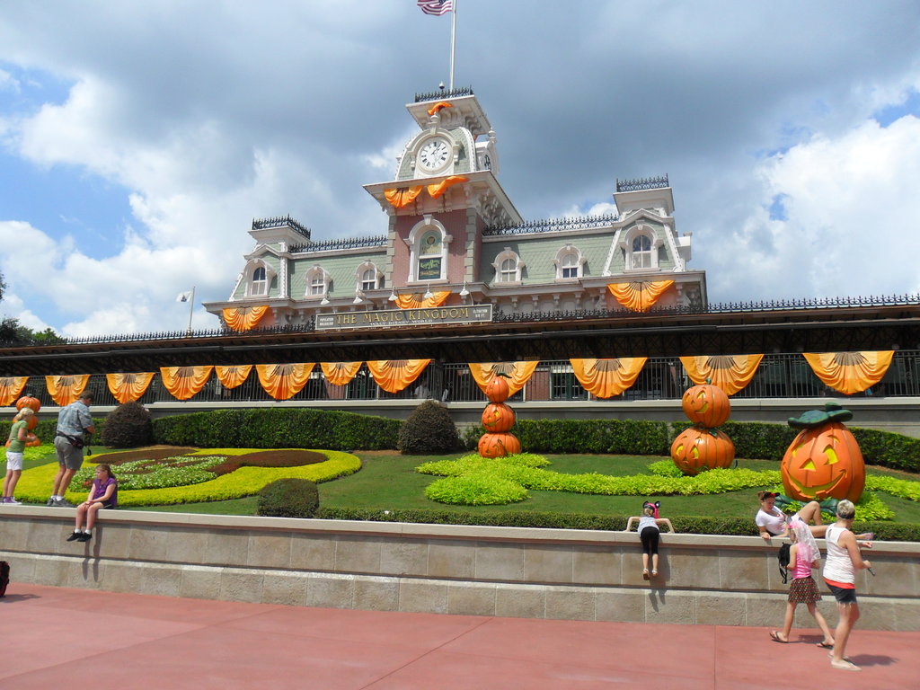 disney-2010-006-jpg.285179