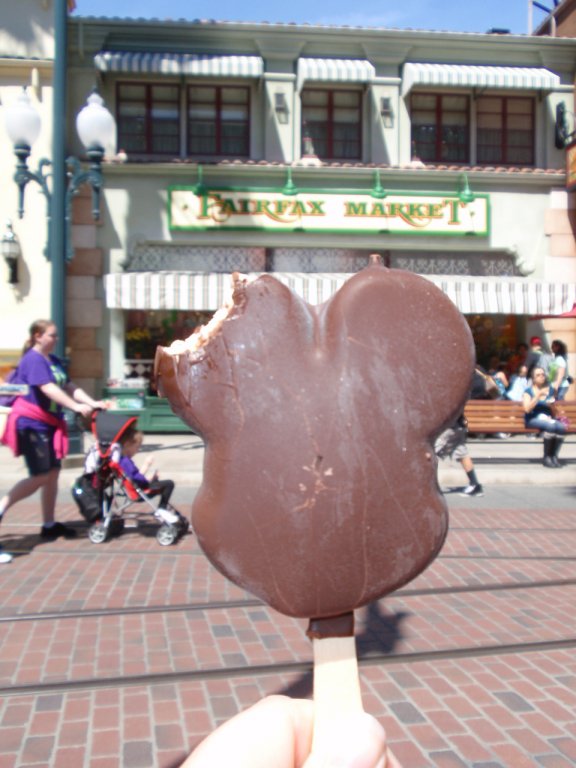 Disneyland Cali 2012 734.JPG