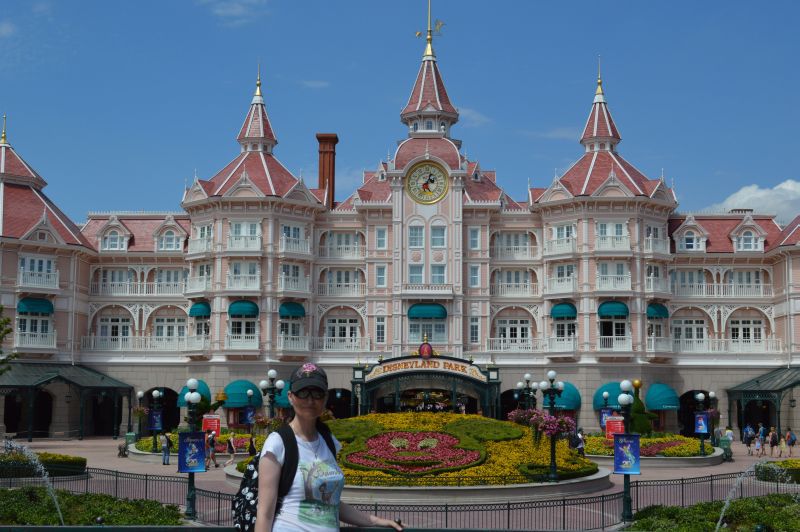 Disneyland hotel_02.jpg