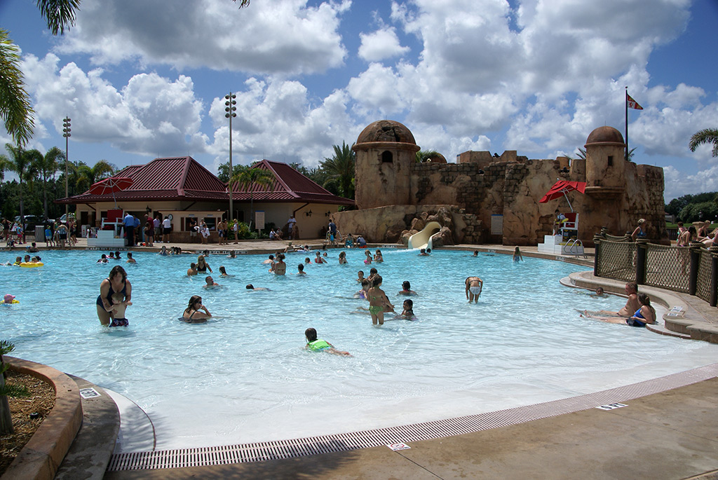 Disneys-Caribbean-Beach-Resort_Full_8384.jpg