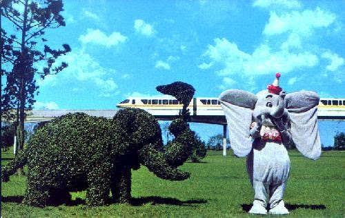 dumbo topiary.jpg