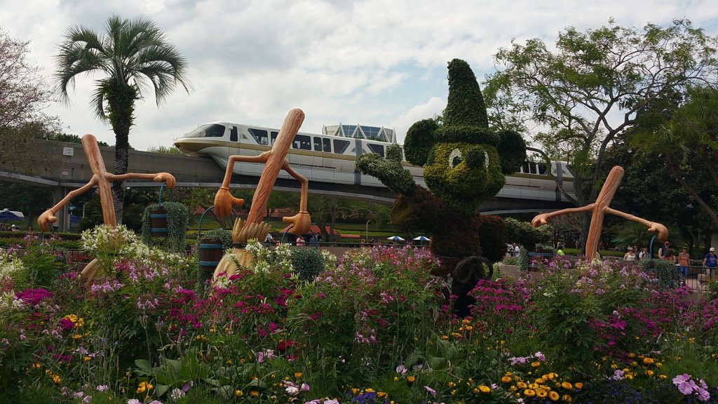 Epcot.jpg