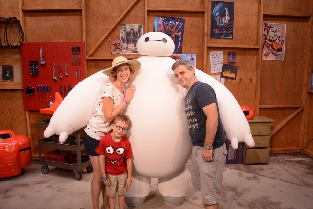 EPCOT_BIGHERO6CHAR_7755858154.jpeg