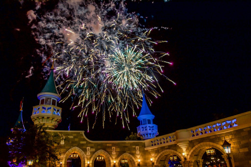 Fireworks_above_Fantasyland.jpg