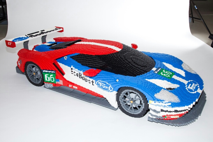 Ford_LegoFordGT_12.jpg