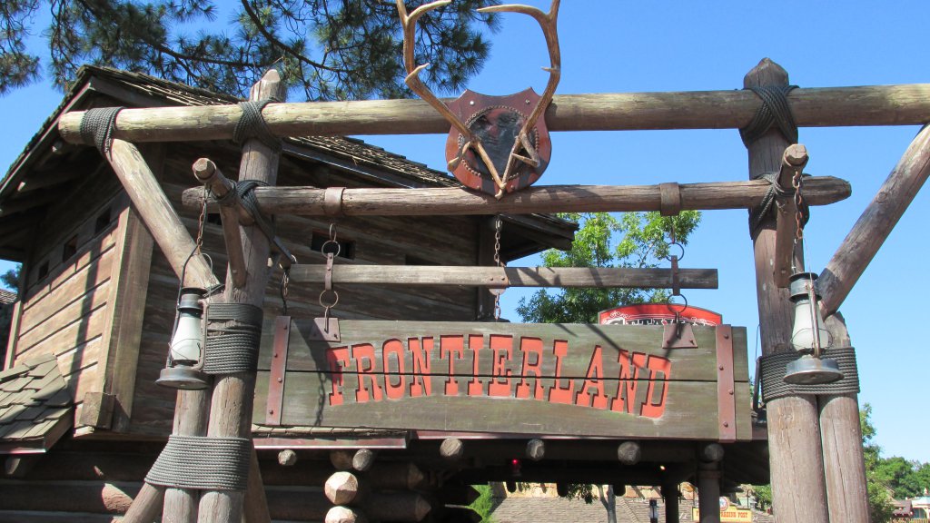 frontierland.jpg