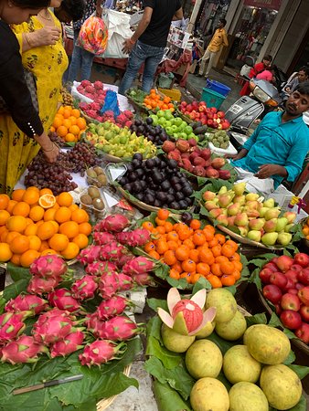 fruit-market.jpg