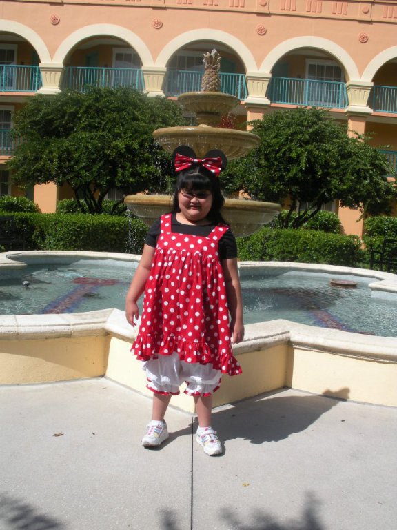 full length Minnie.jpg