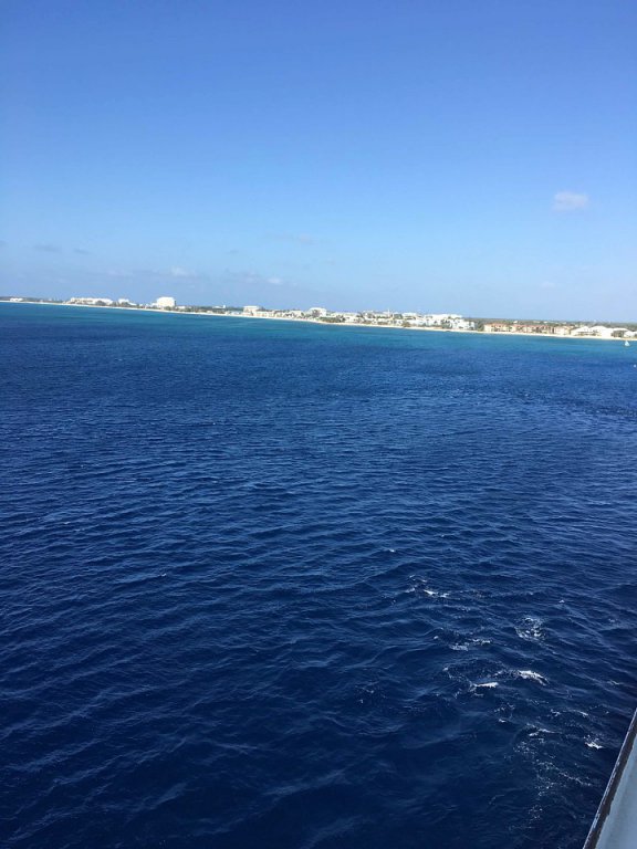 Grand Cayman 7 on ship.jpg