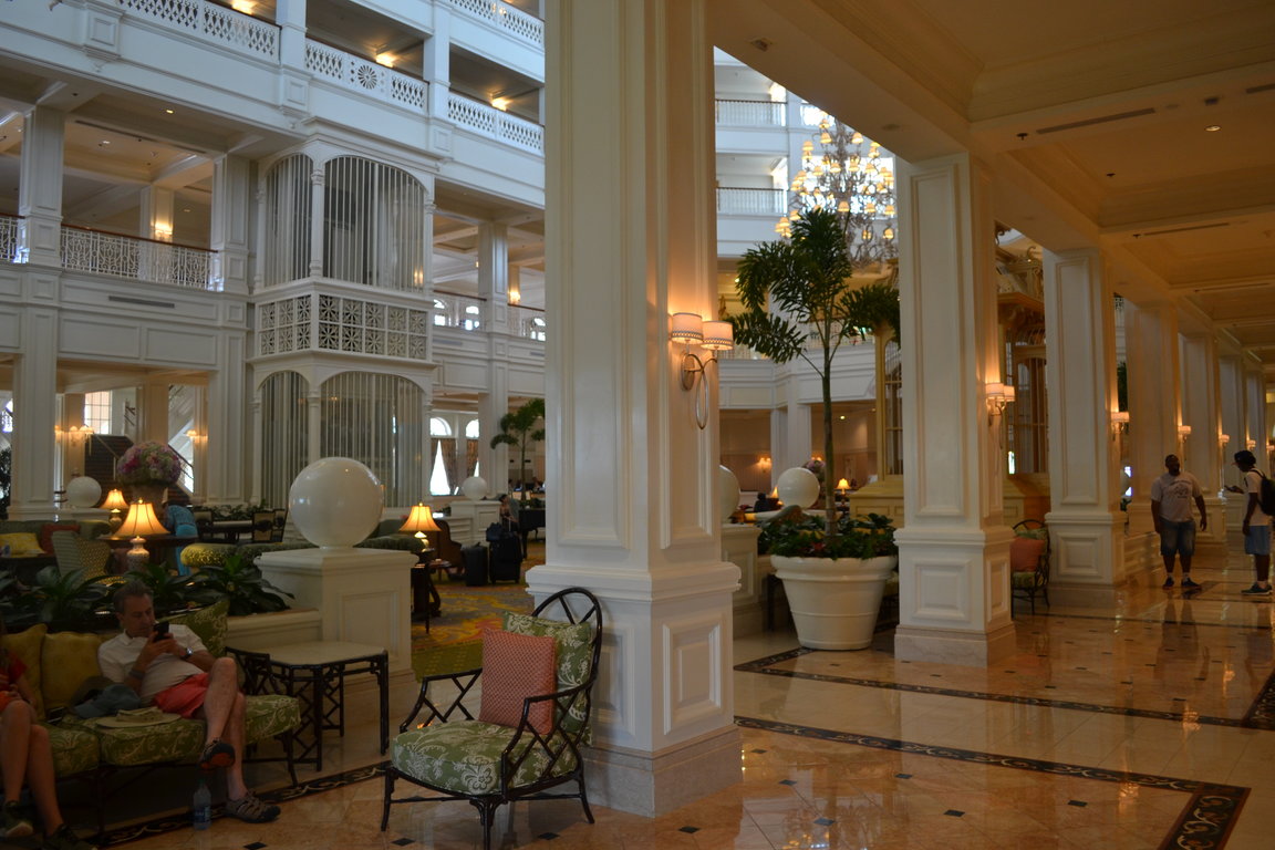 grand floridian lobby.JPG