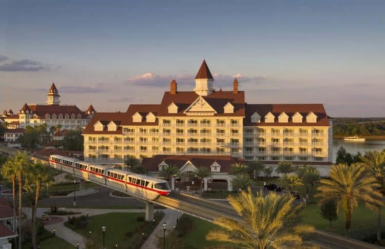 grand-floridian-monorail.jpg