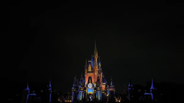 Happily Ever After Fireworks Return Performance 2023 - Magic Kingdom 1-23 screenshot.png