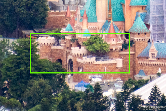 HKMSG_Hong_Kong_Disneyland_Castle_of_Magical_Dreams_Transformation_Construction_20200604_3.png