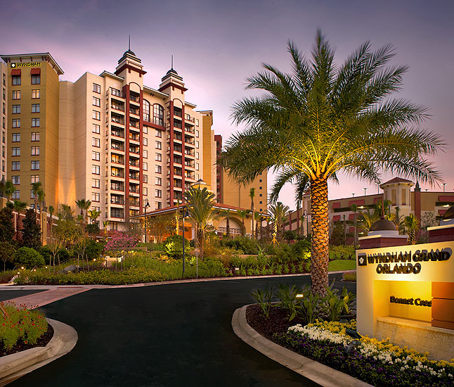 Hotel-Photography-Wyndham-Orlando-Florida-entrance1.jpg