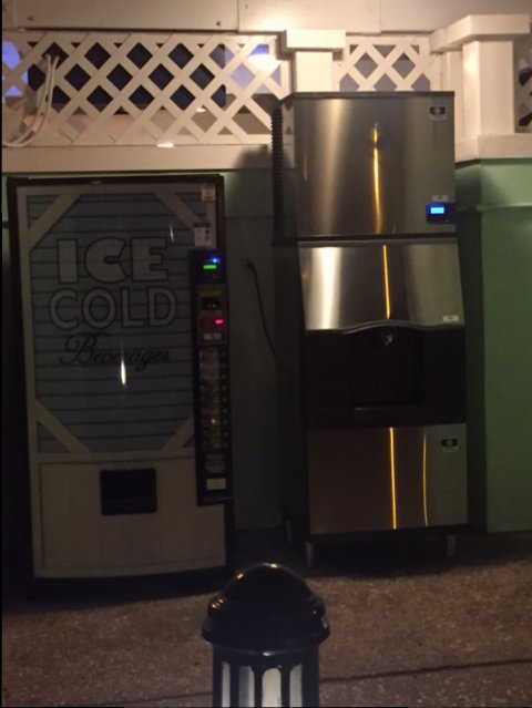 Ice machine.JPG