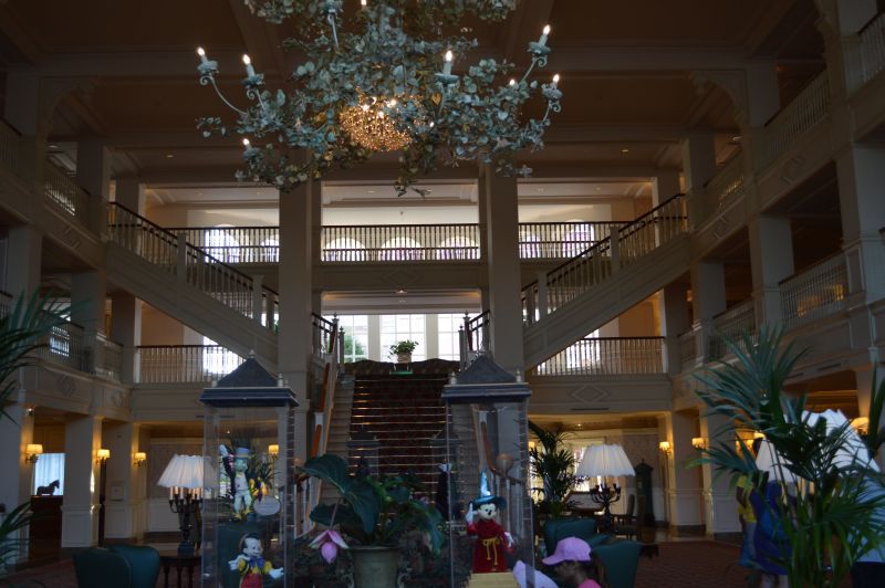 inside Disneyhotel_2.jpg