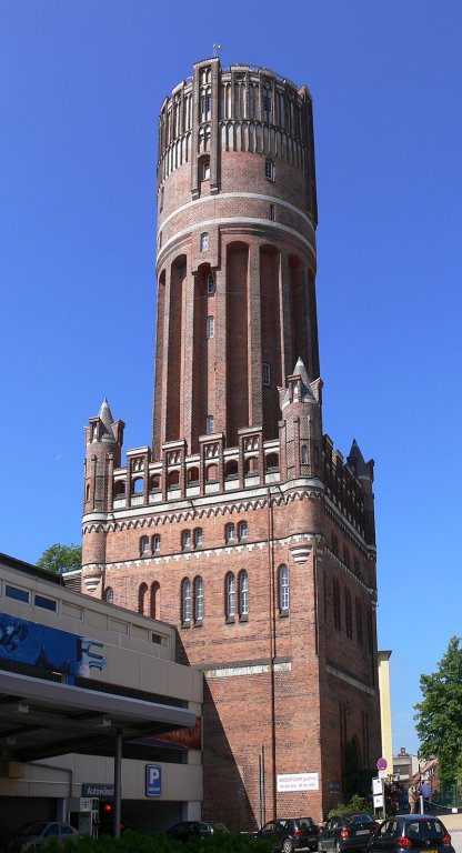 Lüneburg_Wasserturm_2010.jpg