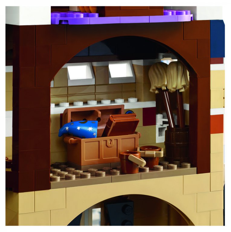 Lego-Disney-Castle7.jpg