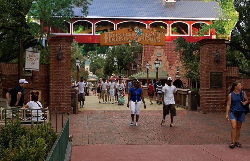 Liberty Square TTA Bridge.JPG