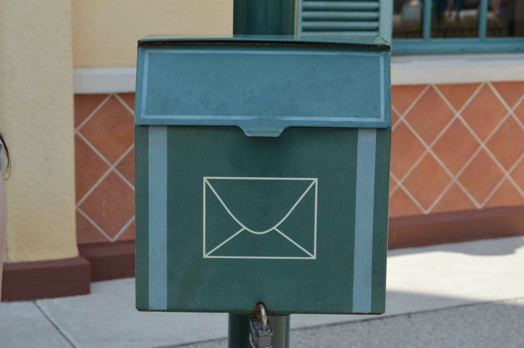 mailbox.JPG