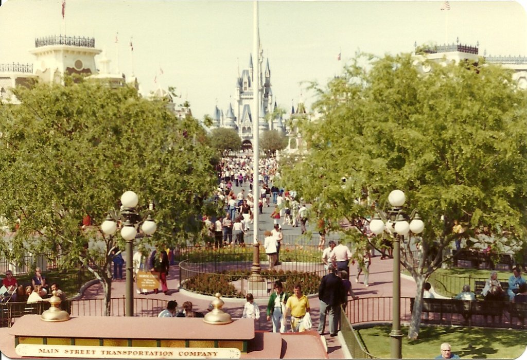 Main Street USA from WDRR platform@297c6cde8870460ebc2a843b6467c8d0.jpg