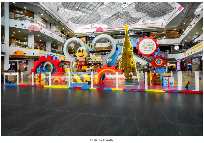 Meet-life-sized-POP-MART-Disney-characters-at-malls-across-SG (1).jpg