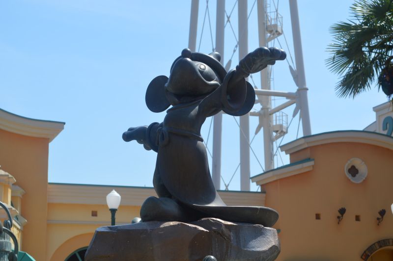 mickey_studios_01.jpg