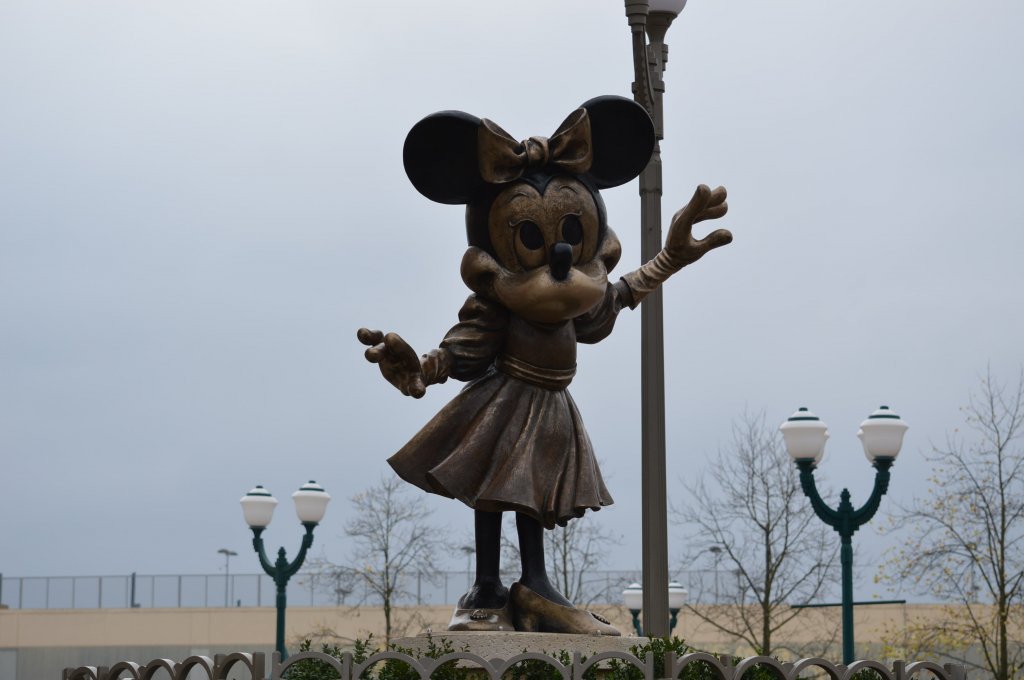 Minnie World 01.jpg