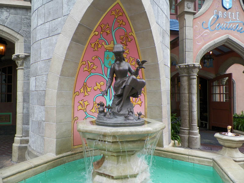 MK_CastleFountain.jpg