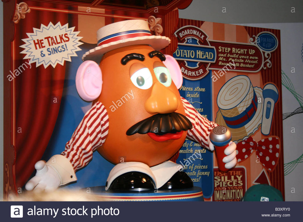 mr-potato-head-toy-story-mania-hollywood-studios-walt-disney-world-B3XRY0.jpg