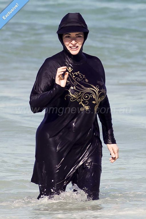 nigella-in-burkini.jpg